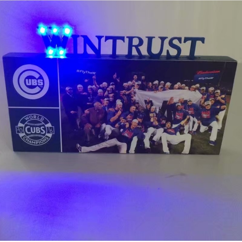 Wooden Cubs Wintrust Video Board LED-kirjaimet Valot